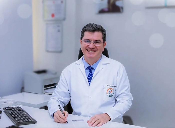 Dr.H. Cevdet Altinyazar 