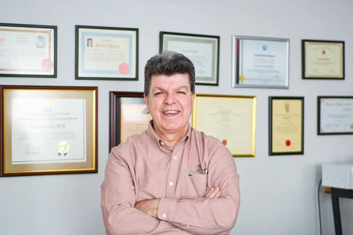 Dr.Fazil Apaydin 