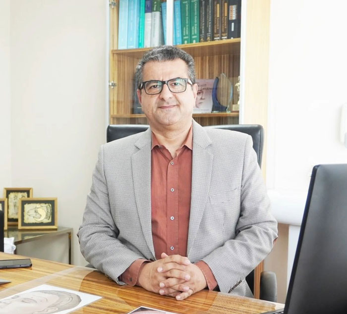 Dr.Afschin Ghofrani 