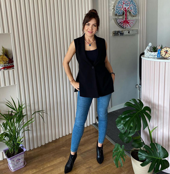 Dr.Alev Timur 